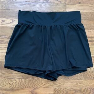 LuLaRoe Rise “Unbeatable” workout shorts, black